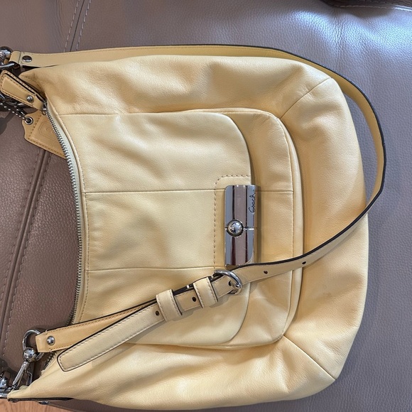 Limited Edition Butter Yellow Coach Bag - Picture 7 of 8